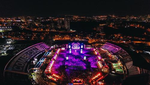 Ingressos já estão à venda para o show de encerramento da turnê "As Antigas" do Sorriso Maroto em Ribeirão Preto