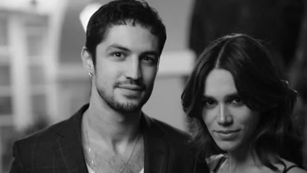 Carla Salle anuncia que está grávida pela 1ª vez de Gabriel Leone