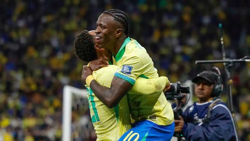 Brasil vence primeira com Ancelotti e se classifica para Copa do Mundo