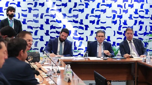 Câmara pauta urgência para derrubar decreto de IOF mesmo após reedição