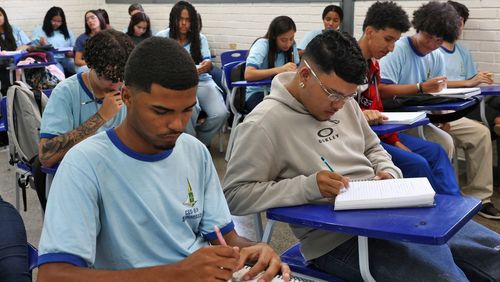 Pé-de-Meia: nascidos em maio e junho recebem hoje parcela de R$ 200
