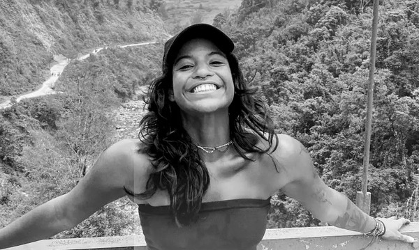 Socorristas voluntários que trabalharam no resgate homenageiam Juliana