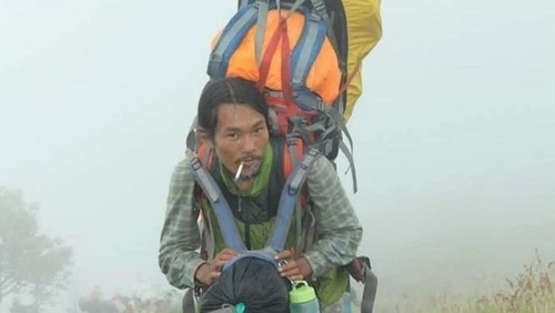 Vaquinha arrecada R$ 200 mil em menos de 2 horas para alpinista voluntário no resgate do corpo de Juliana Marins