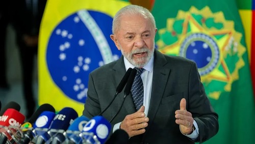Lula sanciona lei que cria CNH Social, que paga habilitação com dinheiro de multas