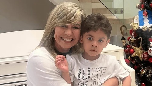 Mãe de Murilo Huff compartilha oração após cantor conseguir guarda do filho na Justiça