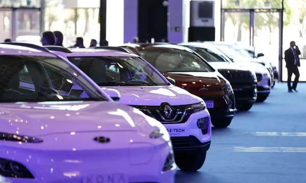 Vendas de veículos novos recuam em junho, mas crescem 4,8% semestre