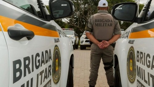 Criança morre e outras três pessoas ficam feridas em ataque a escola no RS