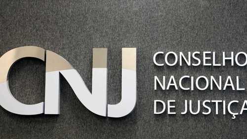 Juíza é demitida após 'copiar e colar' decisões em mais de dois mil processos no RS