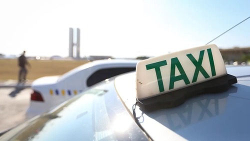 Fim da taxa de verificação de taxímetros beneficiará 300 mil taxistas