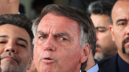 Imprensa internacional destaca a operação policial contra Jair Bolsonaro