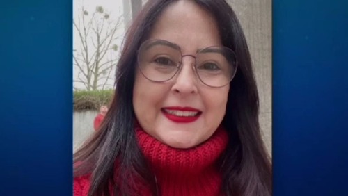 Professora morta: homem mata a mãe durante discussão e viaja com os amigos após o crime