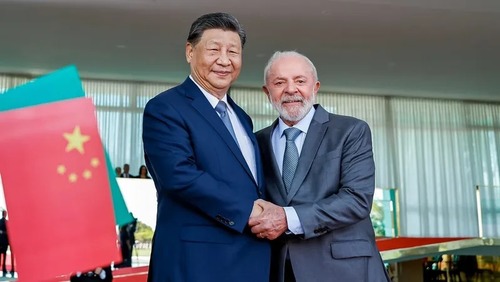 Tarifaço: China diz que está disposta a trabalhar com o Brasil para defender comércio