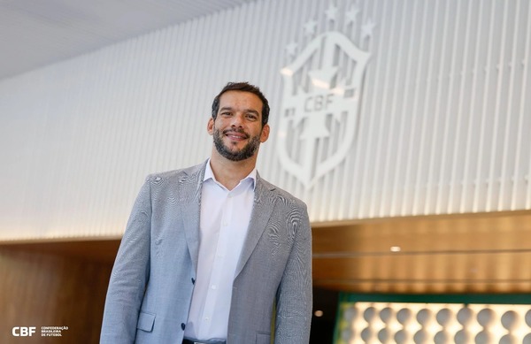 Presidente da CBF, Samir Xaud é alvo de operação da PF que investiga crimes eleitorais