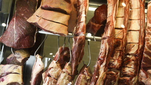 Com tarifas, carnes bovinas pagam até 76,4% para serem vendidas aos EUA
