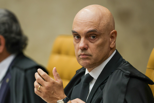 Oposição pressionará Alcolumbre por impeachment de Moraes; já são 29 pedidos