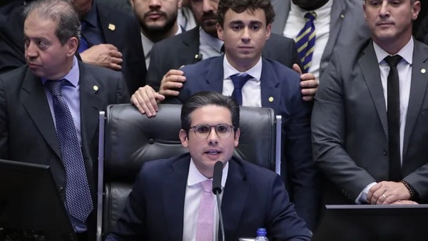 Veja a íntegra do discurso de Motta ao reocupar Mesa da Câmara: “Firmeza e diálogo”