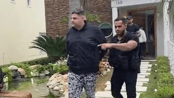 Influenciador Mau Mau é preso em flagrante em operação contra o "Jogo do Tigrinho"
