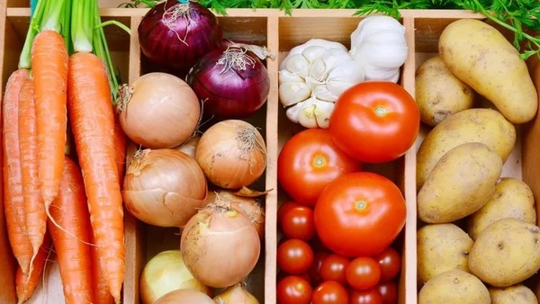 Preços de alimentos caem e ajudam a segurar a inflação no Brasil