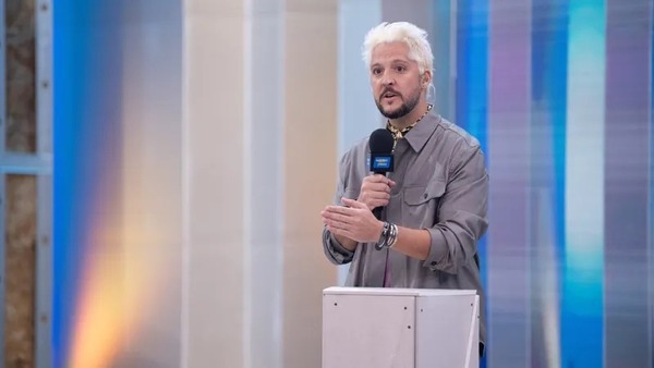 André Vasco celebra volta à TV aberta com reality na Band: "Sair com porta aberta é sempre bom"