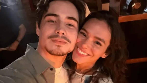 Bruna Marquezine e Danilo Mesquita estão namorando, diz Leo Dias