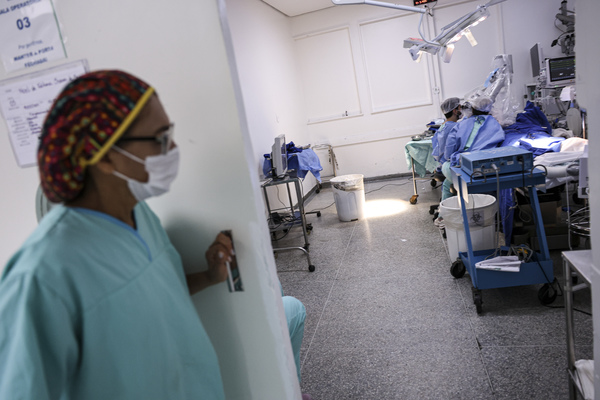 Alerta de golpe: criminosos pedem Pix a familiares de pacientes internados