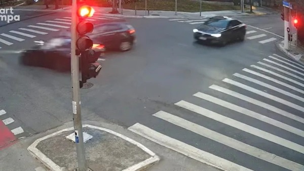 'Pegou na frente; se pega no meio, ele me mata', diz motorista atingido por Gato Preto em SP