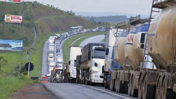 Óleo diesel e caminhões impactam preços de alimentos no Brasil