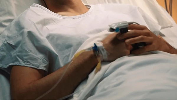 Homem é diagnosticado com peste negra após picada de pulga na Califórnia
