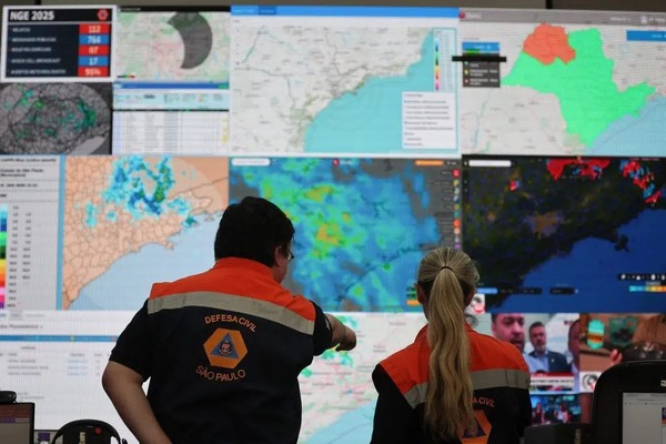 Estado de São Paulo tem alerta de chuvas para o litoral e clima seco no interior