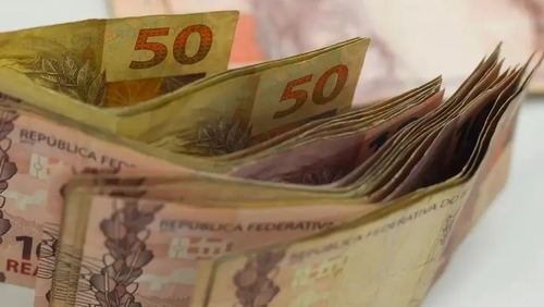 PIB desacelera e sobe 0,4% no segundo trimestre, diz IBGE