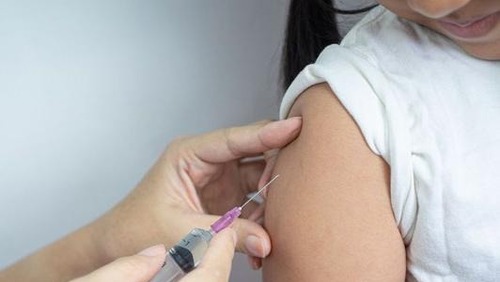 Vacinação contra HPV é ampliada para adolescentes de 15 a 19 anos em Ribeirão Preto