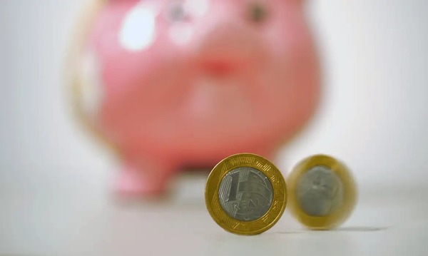 Poupança tem retirada líquida de R$ 7,6 bilhões em agosto