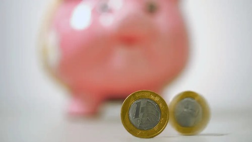 Poupança tem retirada líquida de R$ 7,6 bilhões em agosto
