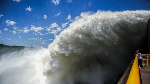 Hidrelétrica de Itaipu chega ao marco de 3,1 bilhões de MWh produzidos