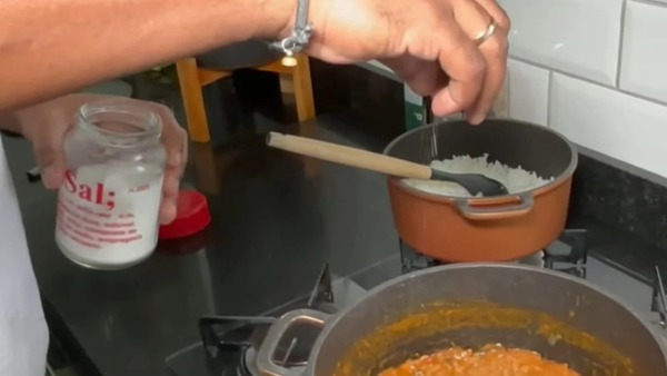 Atenção à alimentação: sal de cozinha deve ser consumido na dose certa