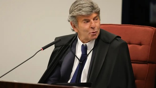 Fux vota para anular ação penal sobre golpe por cerceamento de defesa