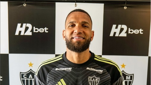 Filha do goleiro Everson é vítima de importunação sexual após jogo