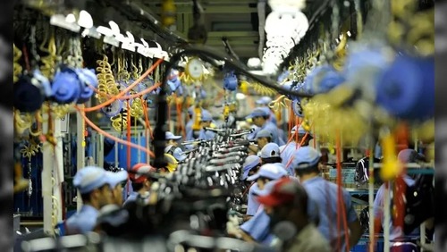 Tarifaço: indústria de máquinas no Brasil pode fechar até 16 mil postos de trabalho