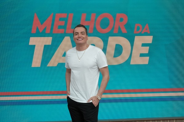 Leo Dias responde Bruna Biancardi: 'Se quiser anonimato, separa do Neymar'
