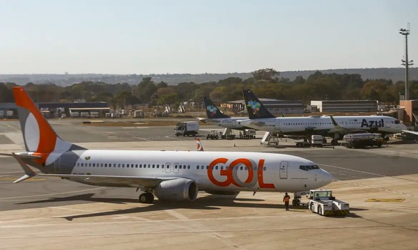 Companhia aérea Gol encerra negociações sobre possível fusão com Azul