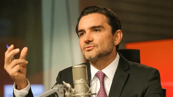 Sabino oficializa demissão a Lula e deixa Ministério do Turismo após ultimato do União Brasil