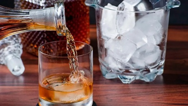 Falsificação de bebidas destiladas aumentou 26% no ano passado