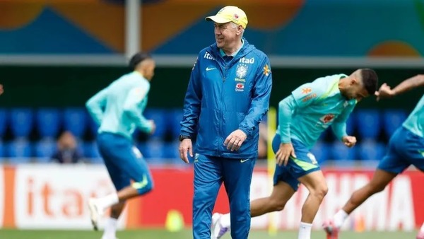 Ancelotti convoca apenas dois jogadores que atuam no Brasil para a Seleção