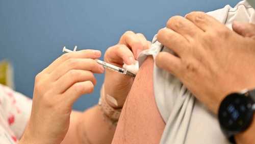Casos de coqueluche crescem mais de 1.200% no Brasil e preocupam autoridades de saúde