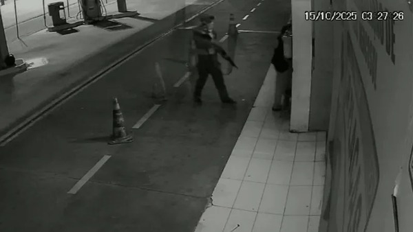 Criminosos explodem caixa eletrônico de posto de gasolina em João Pessoa, na Paraíba