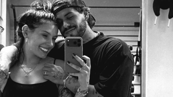 Zé Felipe e Ana Castela ostentam aliança de R$ 80 mil em foto