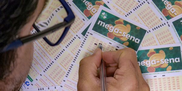 Mega-Sena acumula novamente e prêmio principal vai para R$ 48 milhões