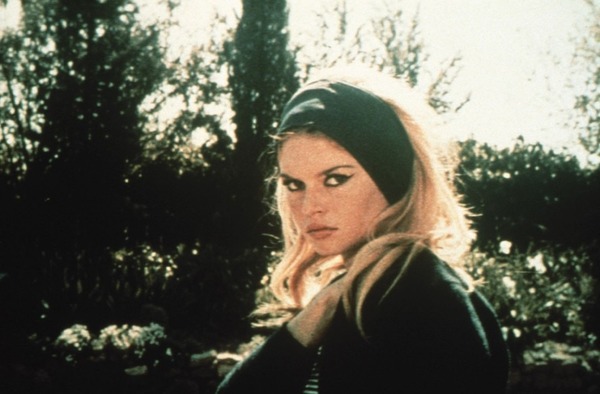 Brigitte Bardot é internada em estado grave e passa por cirurgia