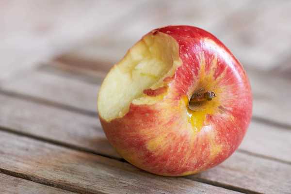 Maçã é bom pra quê? Fruta blinda o coração e ajuda a emagrecer