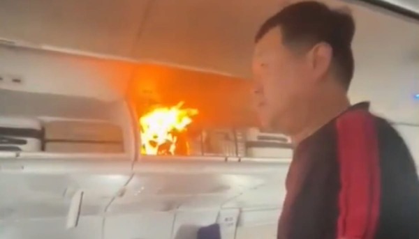 Bateria de lítio pega fogo em voo na China; veja regras da ANAC para transporte